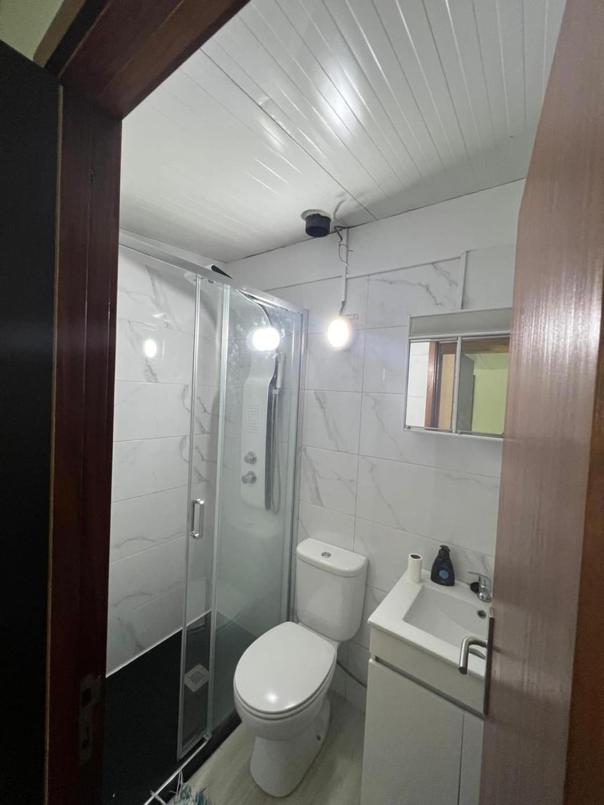 Quarto em Acomodações Particulares Cih - Constituição Invicta